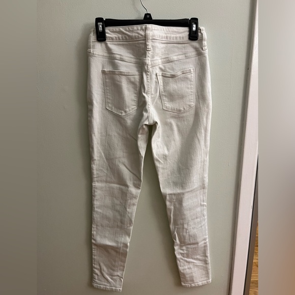 Universal Thread White Jeans - Picture 2 of 3